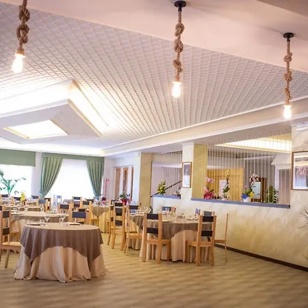 Sport & Il Bivacco Del Parco 3*