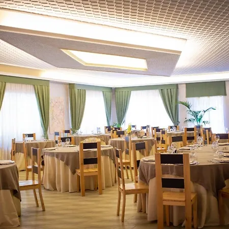 فندق Sport & Il Bivacco Del Parco 3*