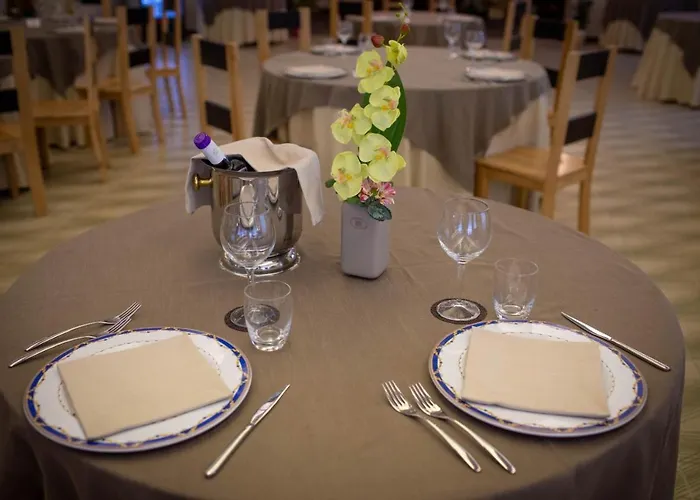 Sport & Il Bivacco Del Parco 3* Taverna