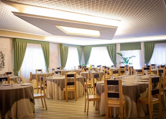 Szálloda Sport & Il Bivacco Del Parco 3*