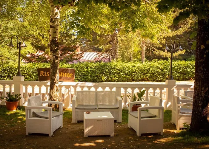 Sport & Il Bivacco Del Parco Szálloda Taverna